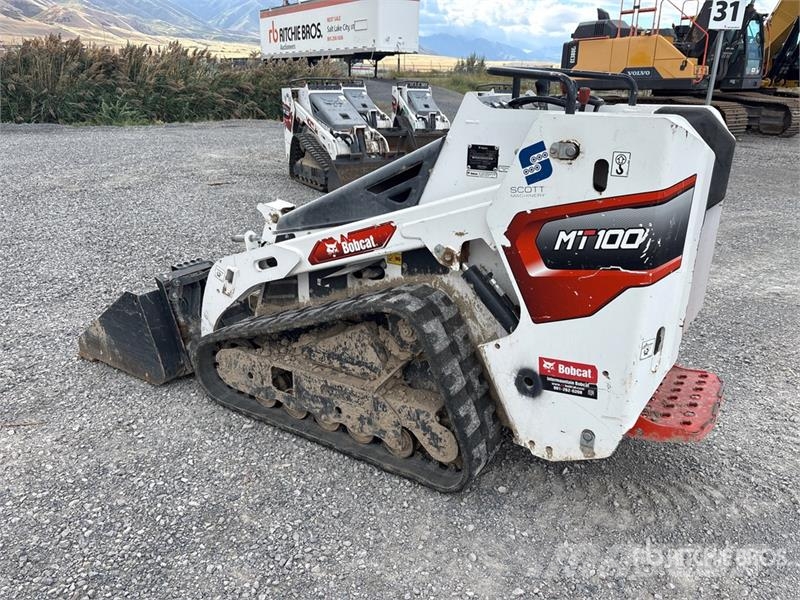 Bobcat MT100 Mini Compact Track Loader لوادر انزلاقية التوجيه