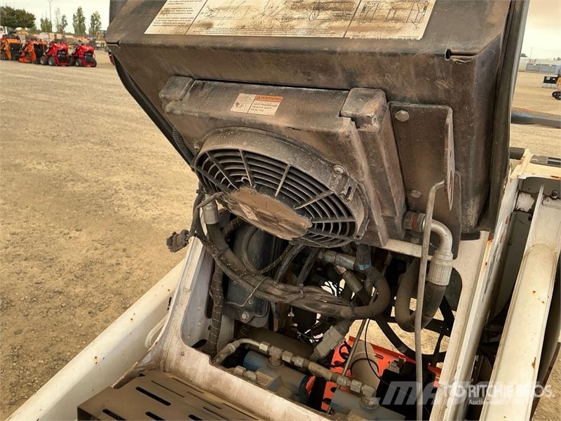 Bobcat MT85 Skid steer mini nakladalci
