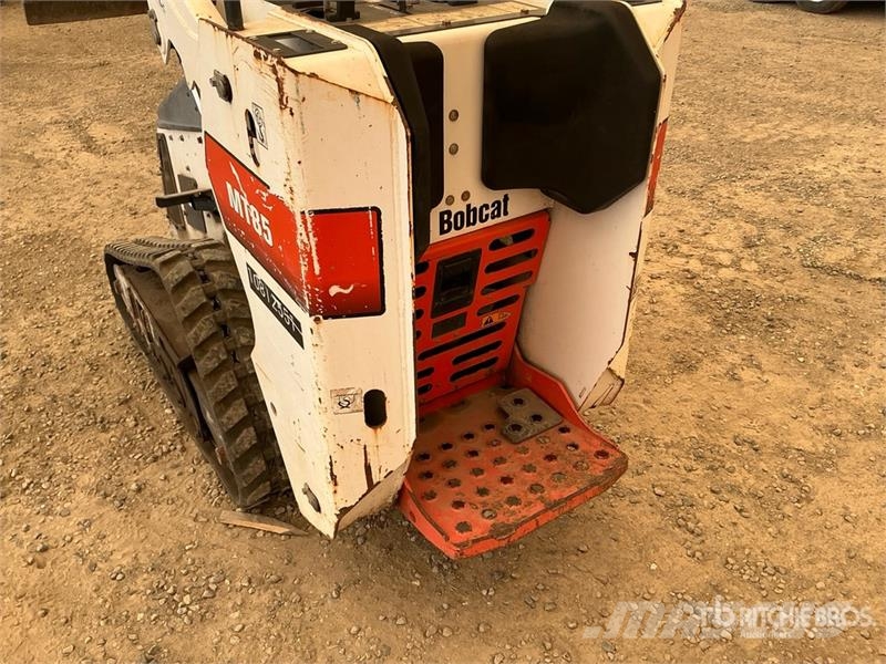 Bobcat MT85 Skid steer mini nakladalci