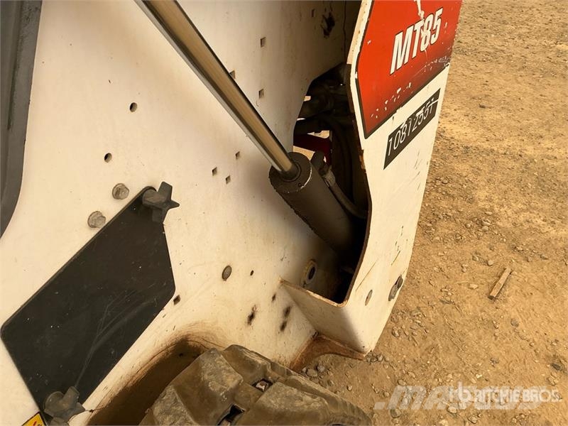 Bobcat MT85 Skid steer mini nakladalci