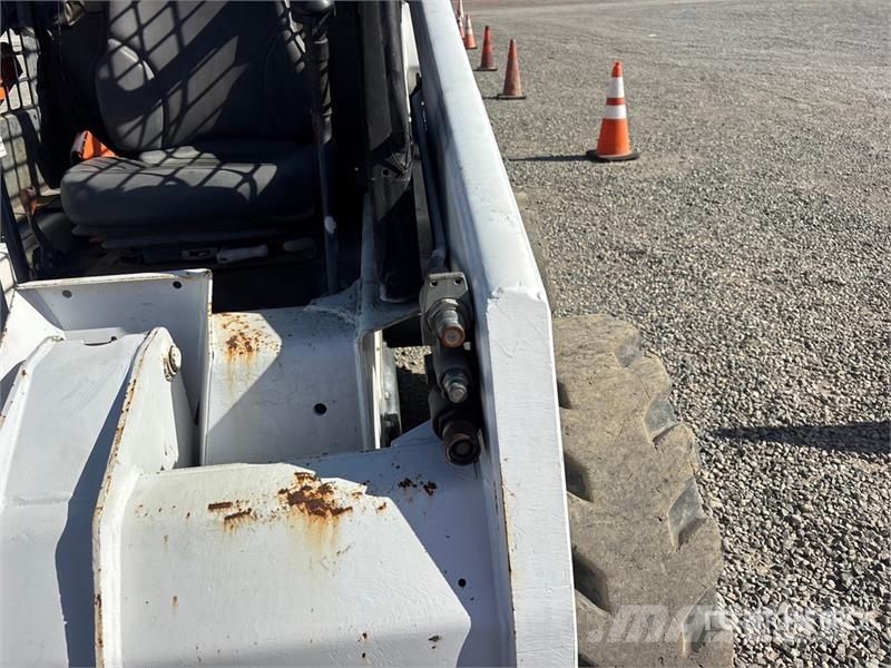 Bobcat S130 Skid steer loaders