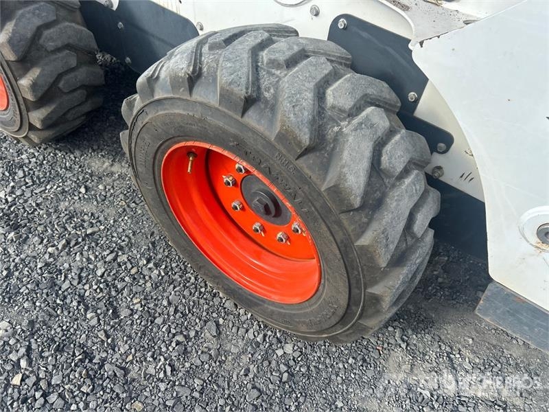 Bobcat S570 Mini Pale Gommate