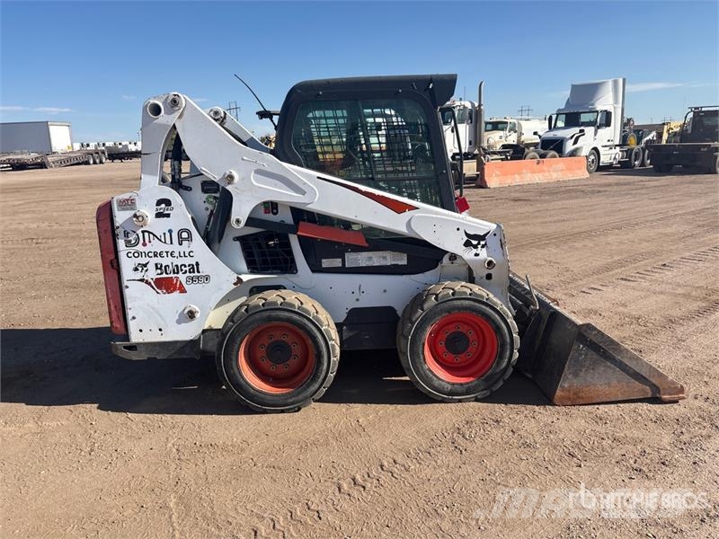Bobcat S590 Мини-погрузчики