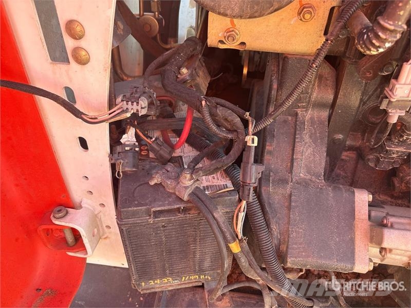 Bobcat S590 Мини-погрузчики
