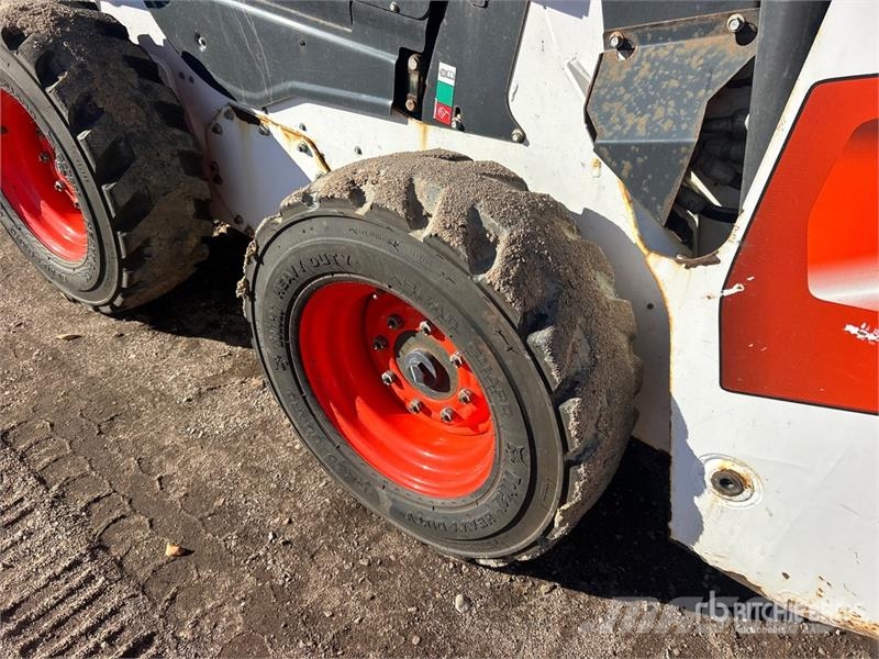 Bobcat S62 Two-Speed Skid Steer Loader Mini Pale Gommate