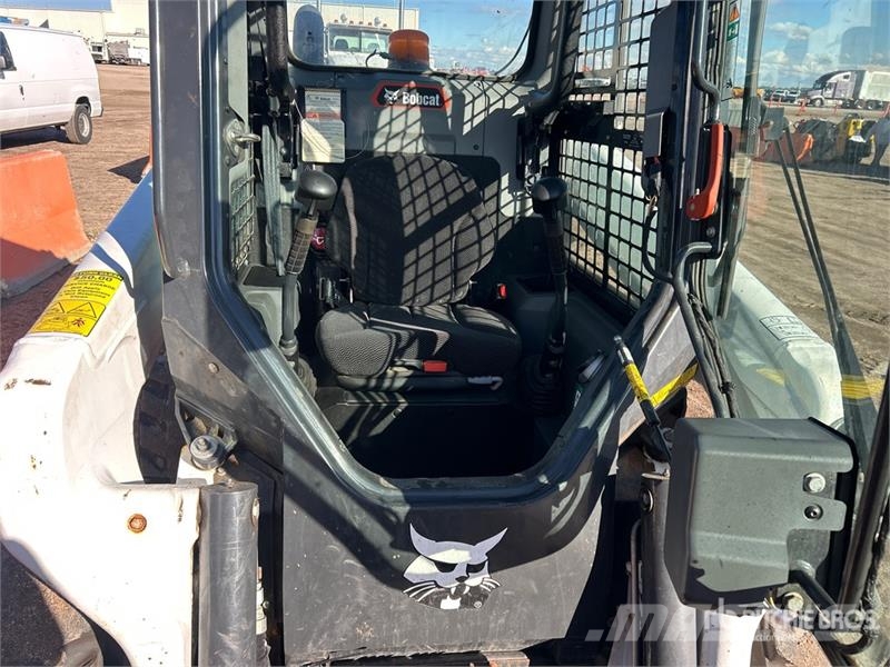 Bobcat S62 Two-Speed Skid Steer Loader Mini Pale Gommate