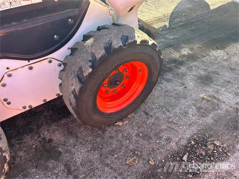 Bobcat S62 Two-Speed Skid Steer Loader Mini Pale Gommate