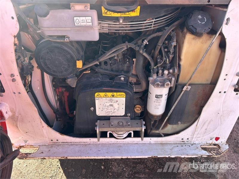 Bobcat S62 Two-Speed Skid Steer Loader Mini Pale Gommate