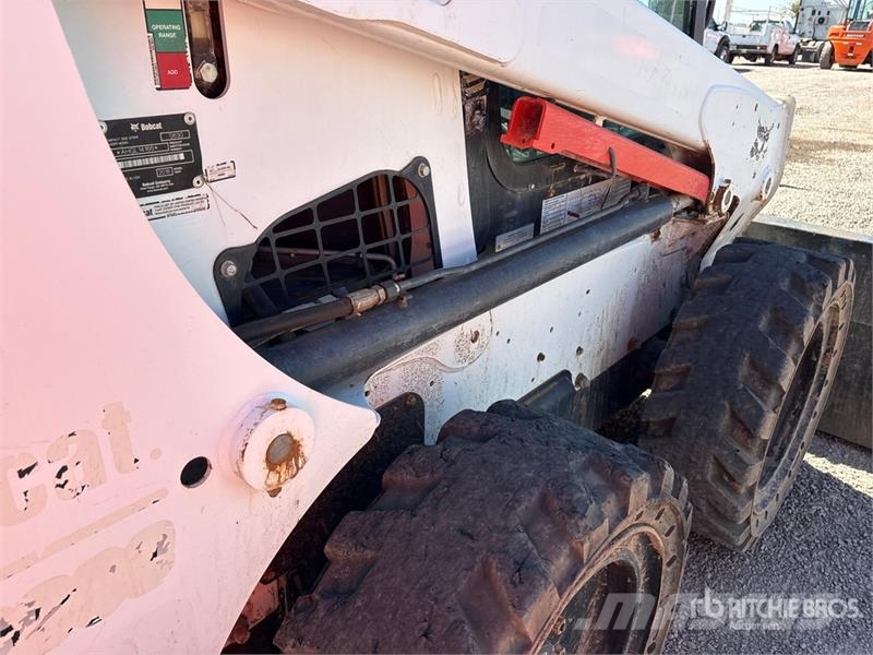 Bobcat S630 لوادر انزلاقية التوجيه