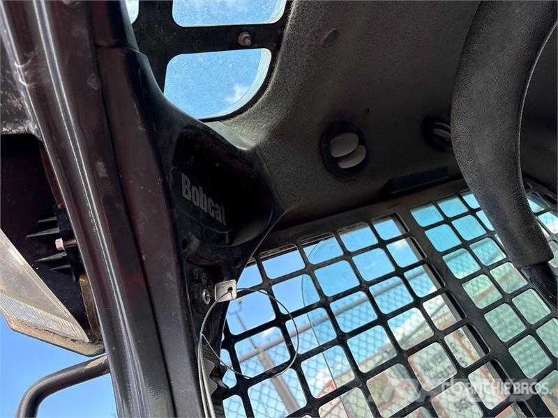 Bobcat S630 لوادر انزلاقية التوجيه