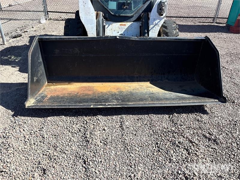 Bobcat S630 لوادر انزلاقية التوجيه