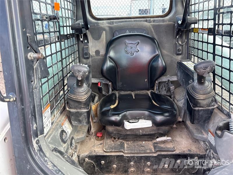 Bobcat S630 لوادر انزلاقية التوجيه