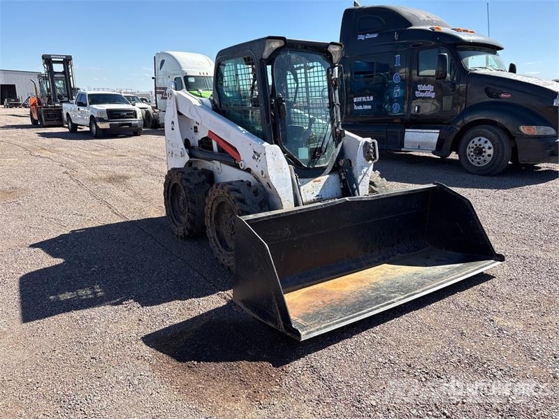 Bobcat S630 لوادر انزلاقية التوجيه