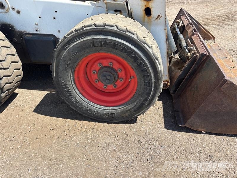 Bobcat S650 Mini Pale Gommate
