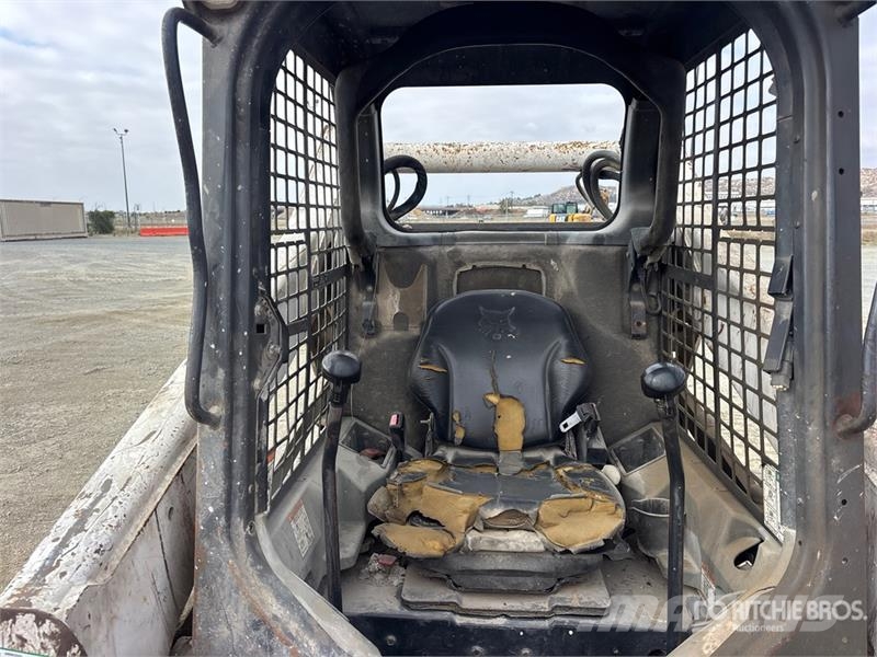 Bobcat S650 Skid steer loaders