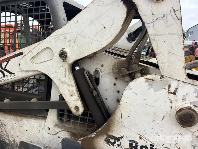 Bobcat S650 Skid steer loaders
