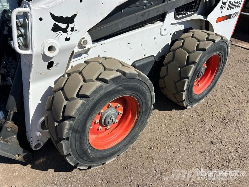 Bobcat S650 Skid steer mini nakladalci