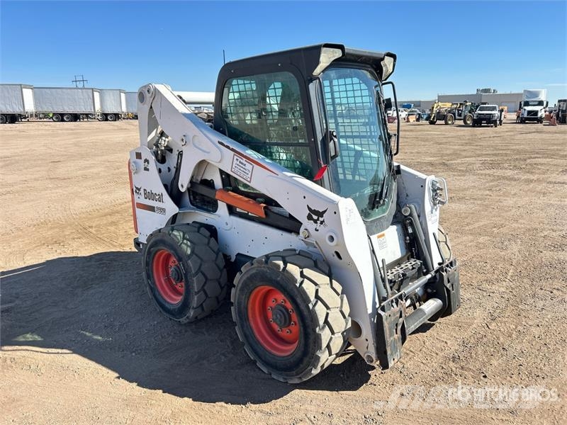 Bobcat S650 Skid steer mini nakladalci