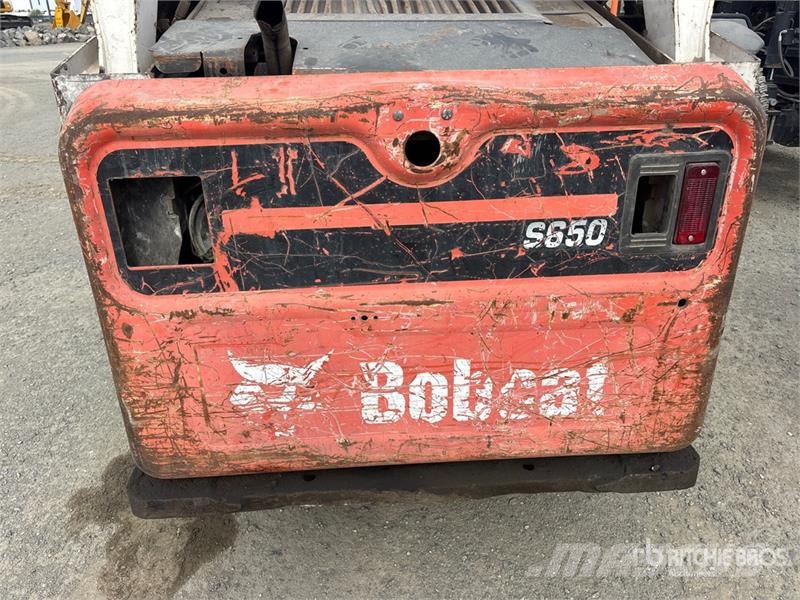 Bobcat S650 Skid steer loaders