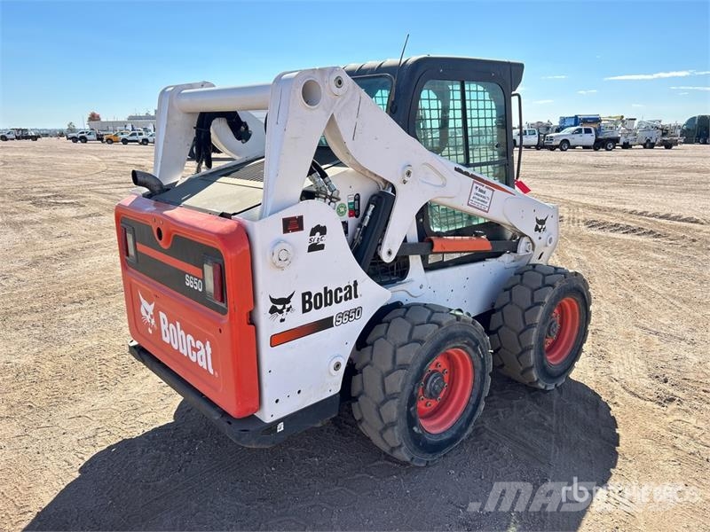 Bobcat S650 Skid steer mini nakladalci
