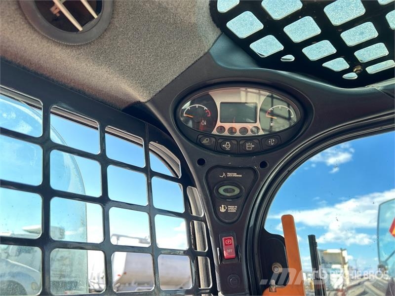 Bobcat S650 Skid steer mini nakladalci