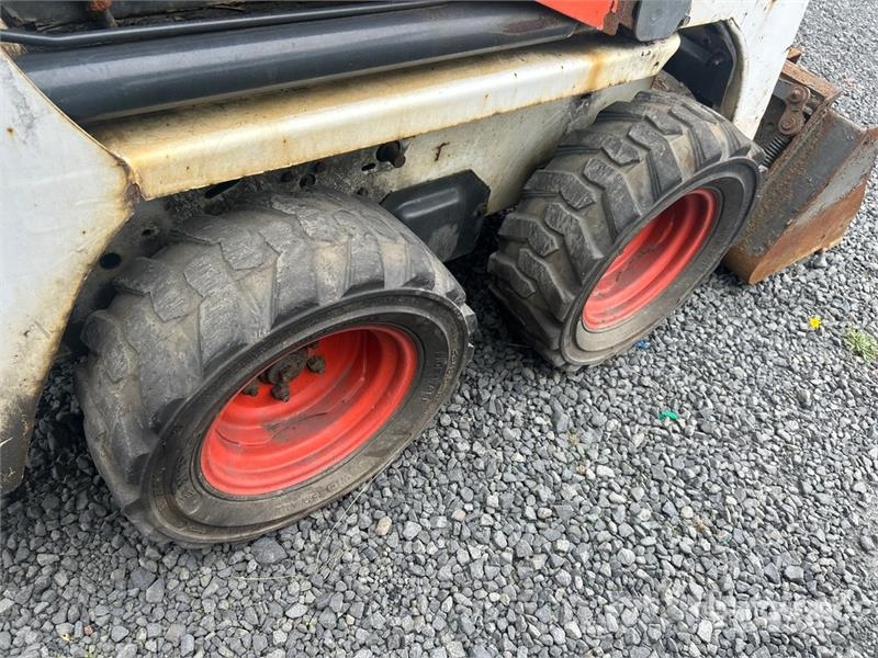 Bobcat S70 Skid steer mini nakladalci