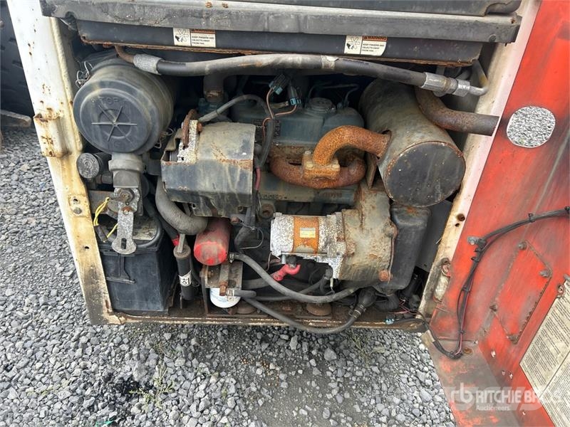 Bobcat S70 Skid steer mini nakladalci