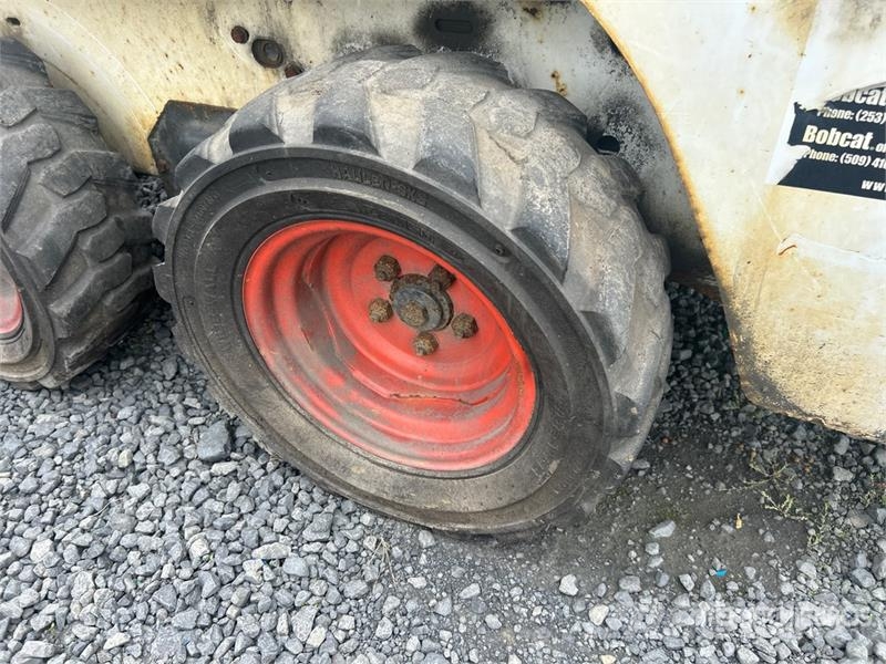Bobcat S70 Skid steer mini nakladalci