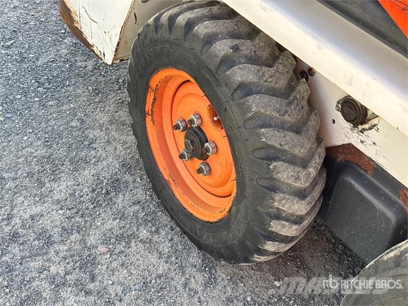 Bobcat S70 Skid steer loaders
