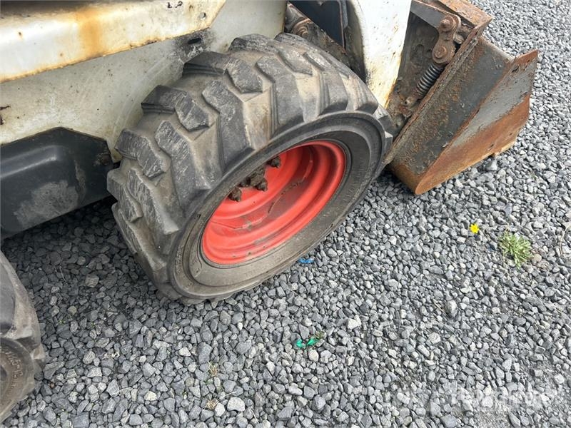 Bobcat S70 Skid steer mini nakladalci