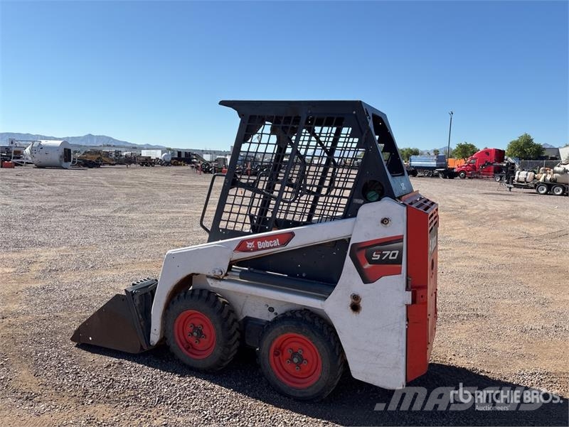 Bobcat S70 Мини-погрузчики