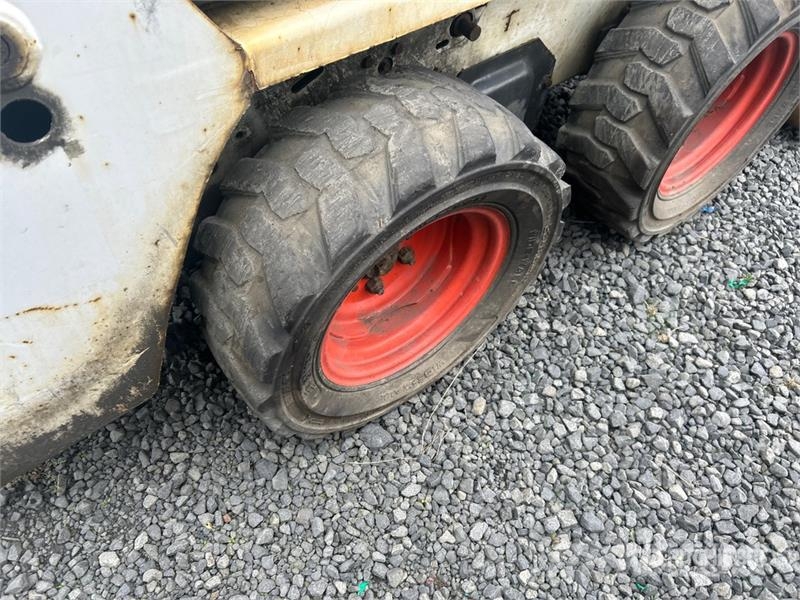 Bobcat S70 Skid steer mini nakladalci