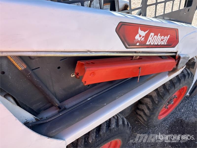 Bobcat S70 Мини-погрузчики