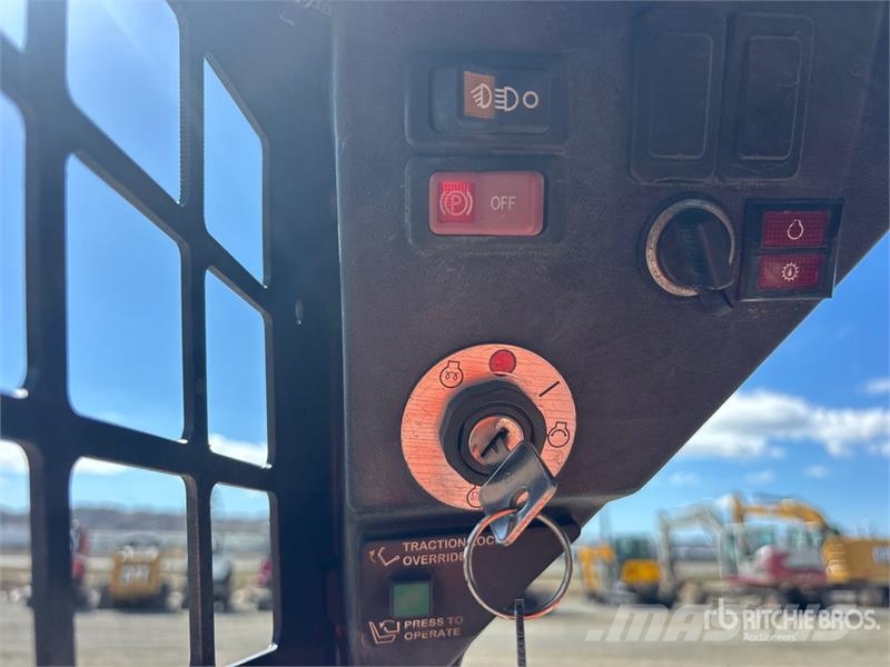Bobcat S70 Skid steer loaders
