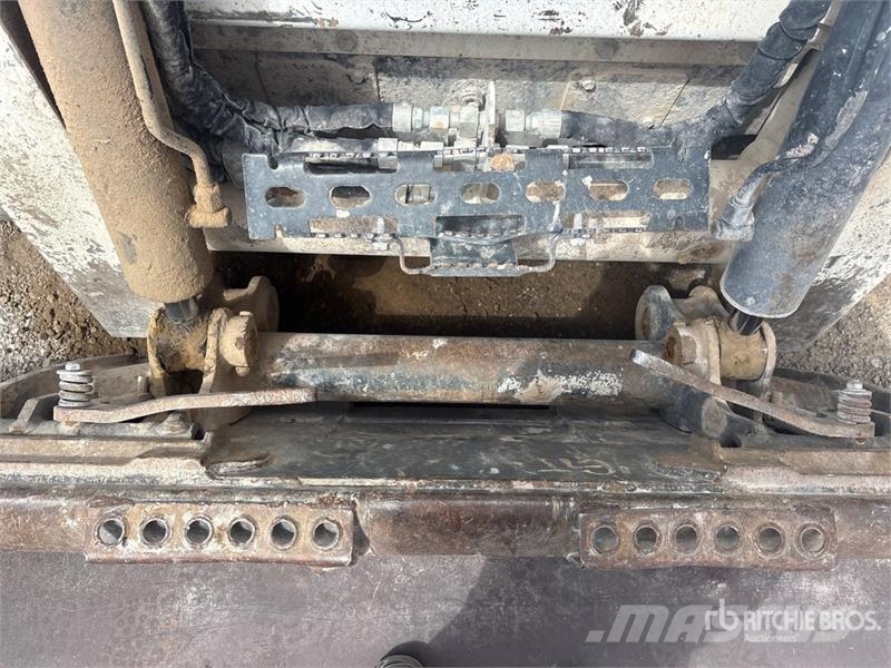 Bobcat S740 Мини-погрузчики