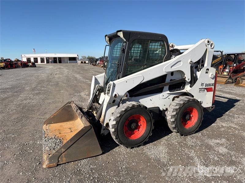 Bobcat S740 Мини-погрузчики