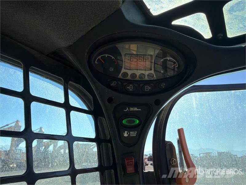Bobcat S740 Мини-погрузчики