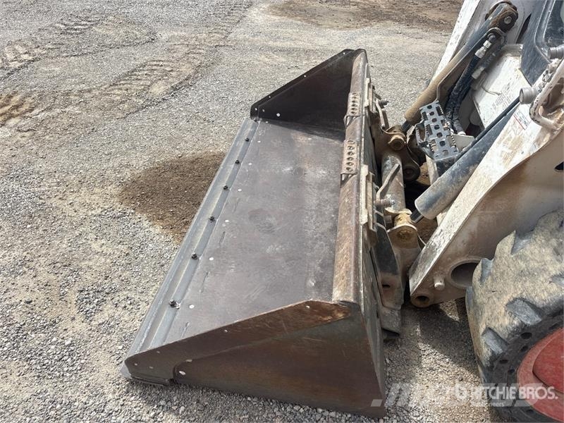 Bobcat S740 Мини-погрузчики