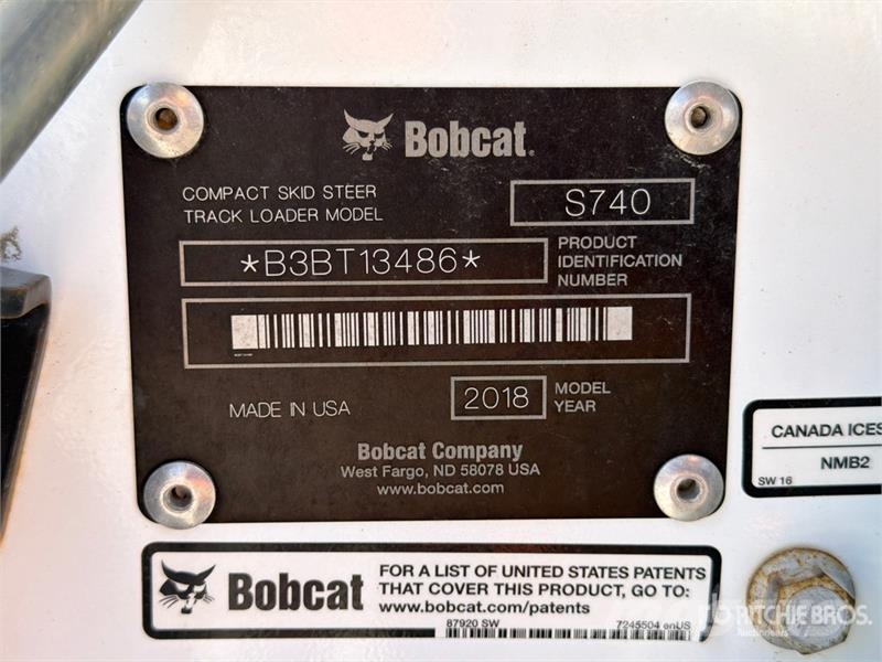 Bobcat S740 Skid steer mini nakladalci