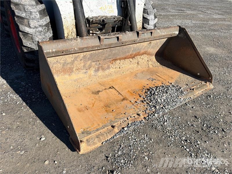 Bobcat S740 Мини-погрузчики
