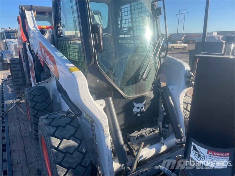 Bobcat S76 Skid Steer Loader Мини-погрузчики
