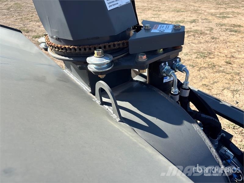 Bobcat SBX240X84 84 in Skid Steer Snowblower Snøfresere