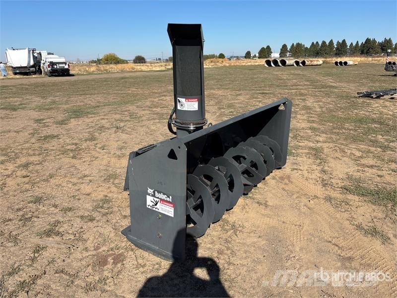 Bobcat SBX240X84 84 in Skid Steer Snowblower Snøfresere
