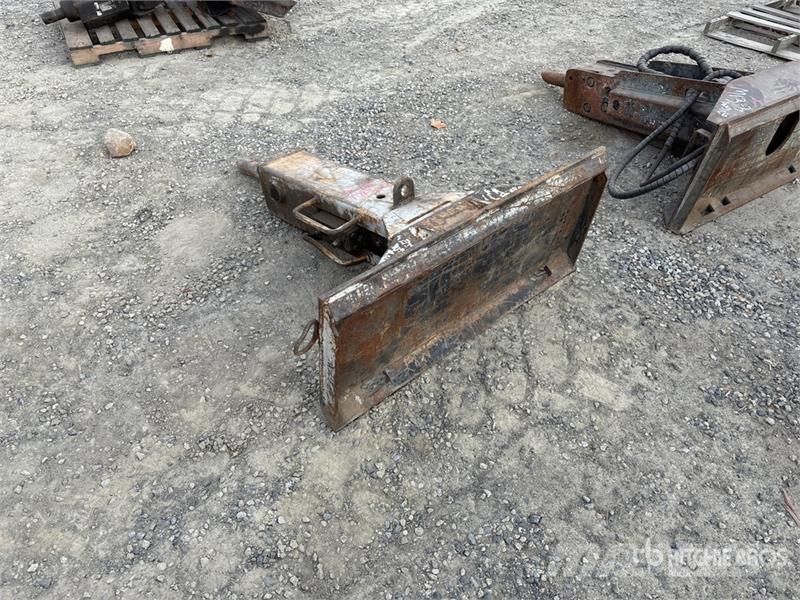 Bobcat Skid Steer Breaker Плуги