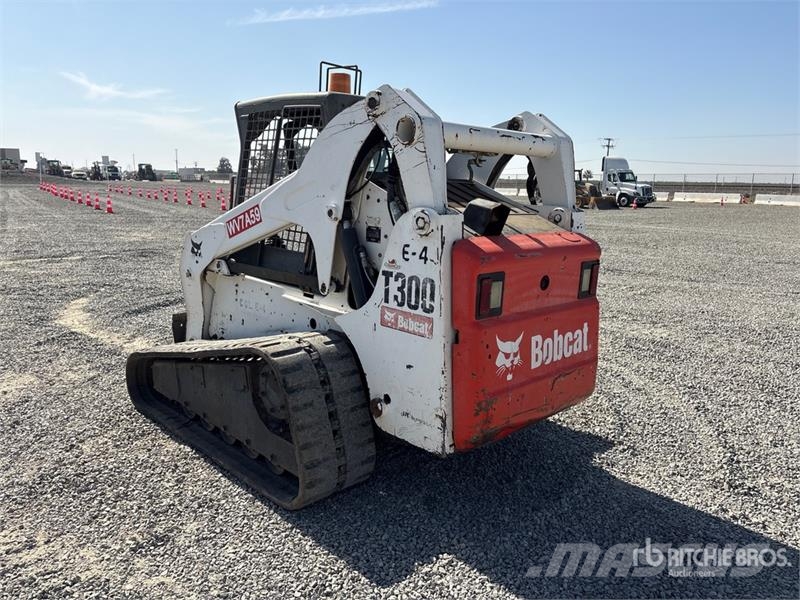 Bobcat T300 Skid steer loaders