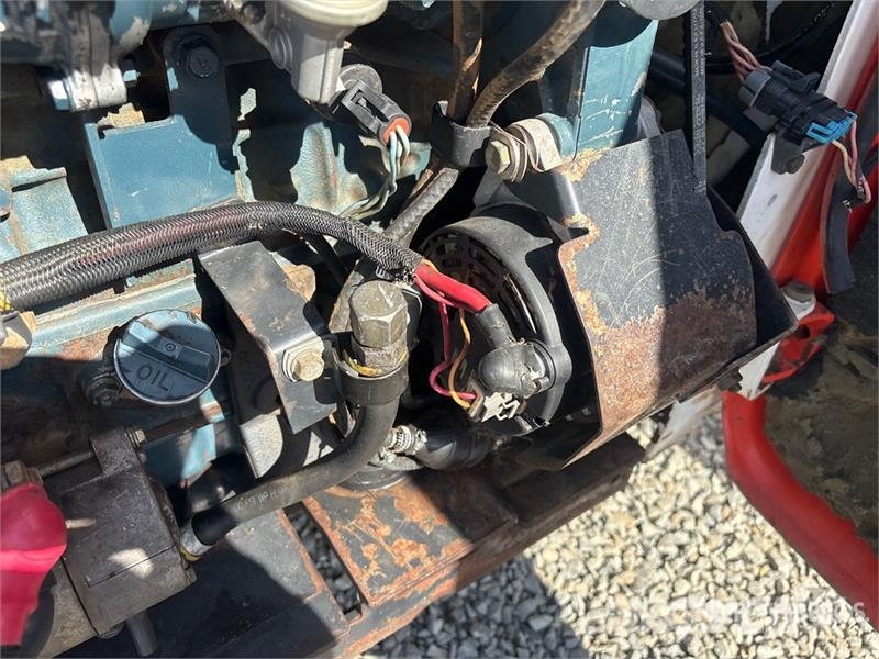 Bobcat T300 Skid steer loaders