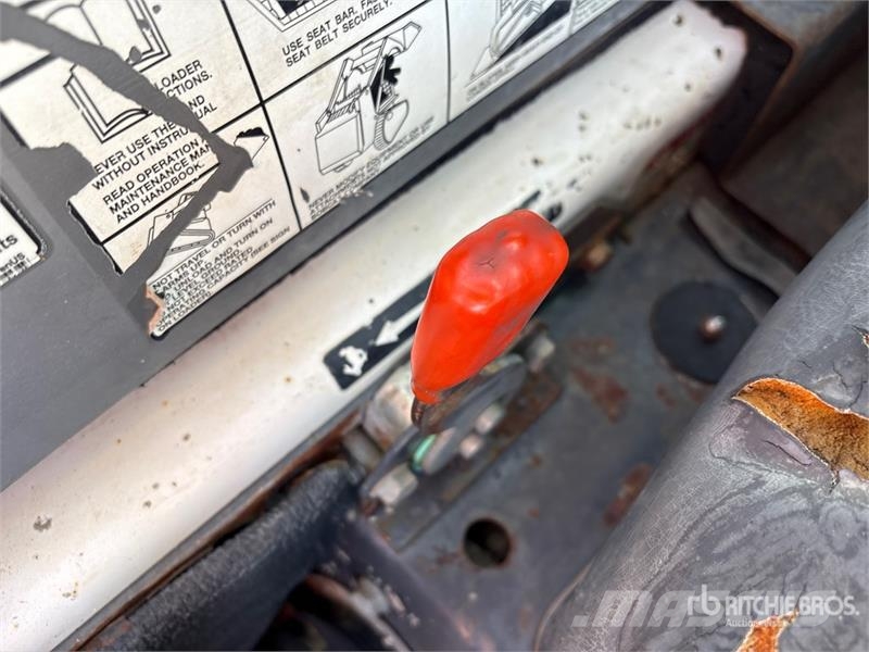 Bobcat T320 Skid steer loaders
