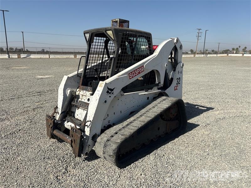 Bobcat T320 Skid steer loaders