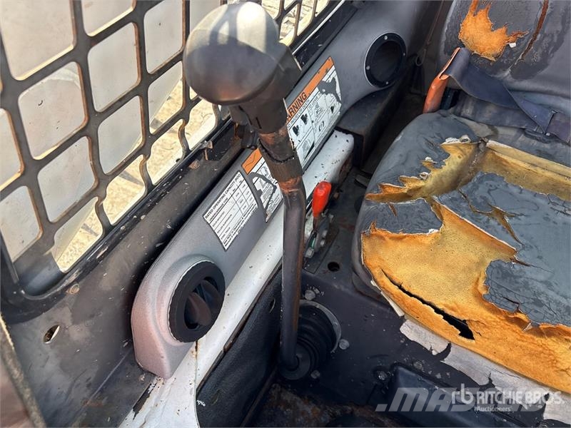 Bobcat T320 Skid steer loaders