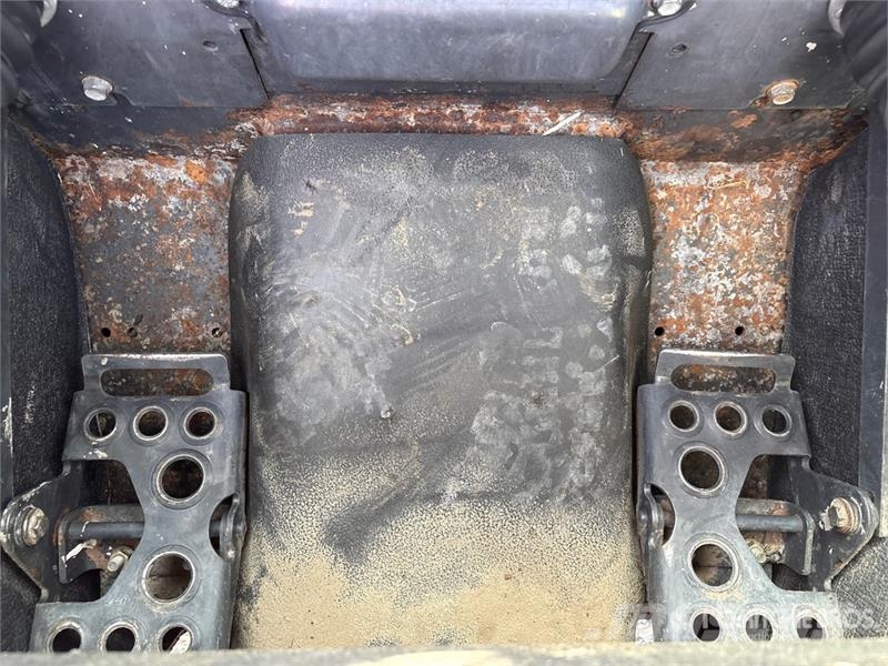 Bobcat T320 Skid steer loaders